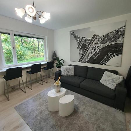 Close To The Metro And The Beach!!! With A View Of The Scandinavian Forest Stockholm Exteriér fotografie