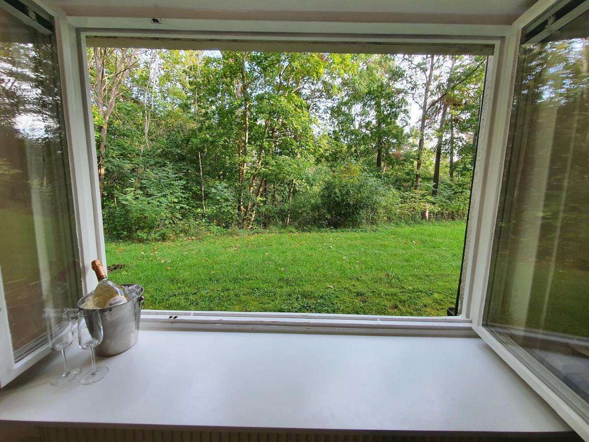 Close To The Metro And The Beach!!! With A View Of The Scandinavian Forest Stockholm Exteriér fotografie